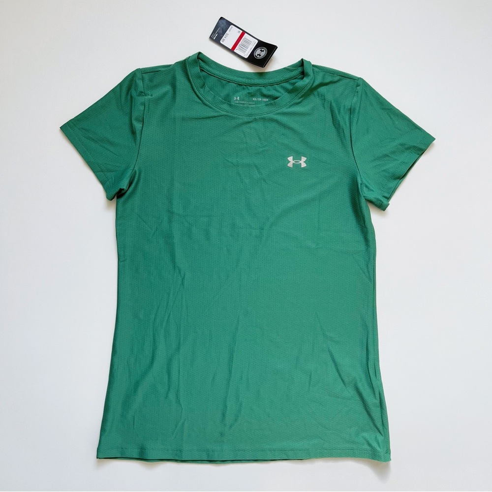 NWT UNDER ARMOUR Short Sleeve Workout Shirt